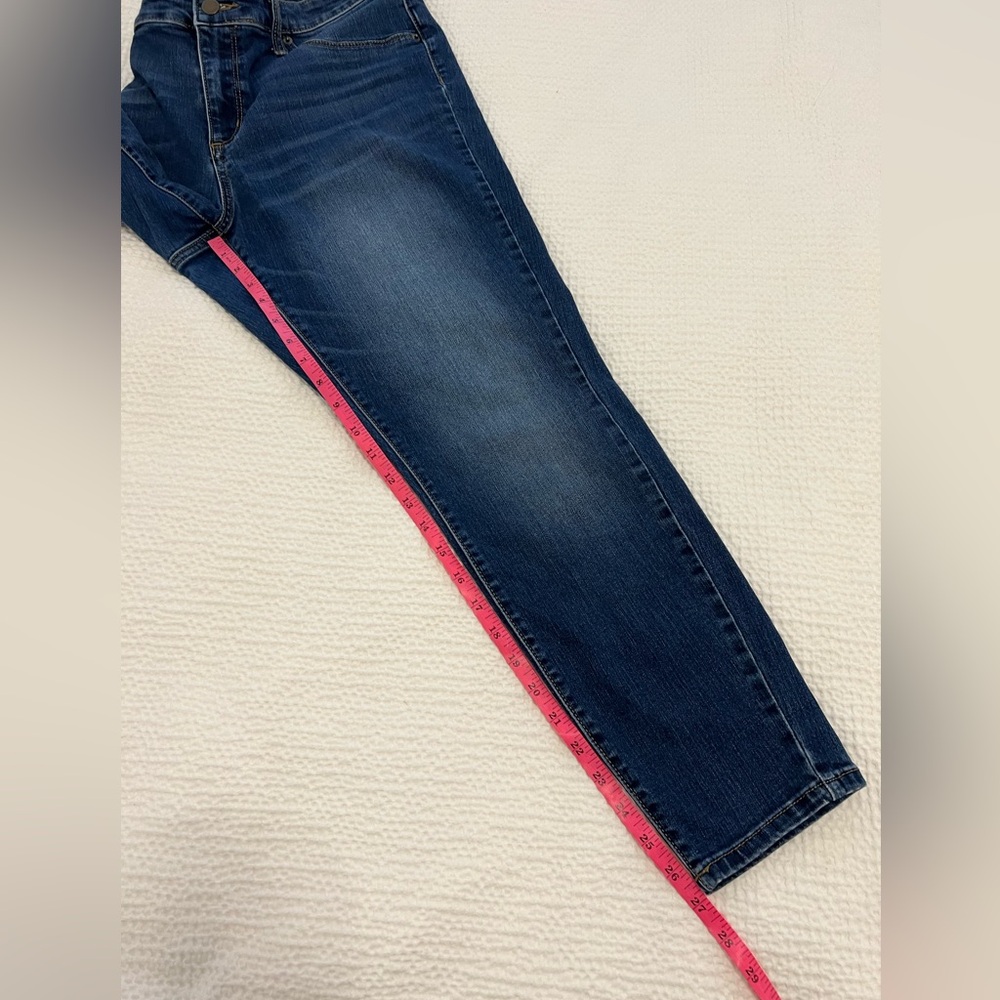 Universal Thread Mid Rise Jeggings - Picture 8 of 8